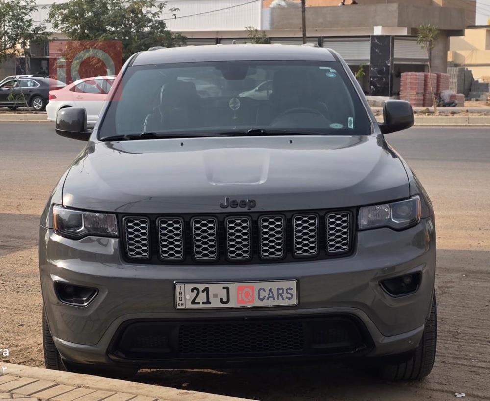 جيب جراند شيروكي